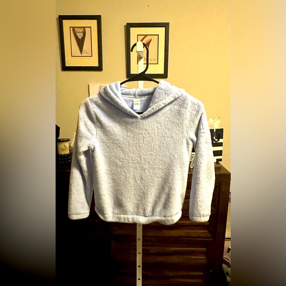Carters:100% polyester sherpa
Machine Washable